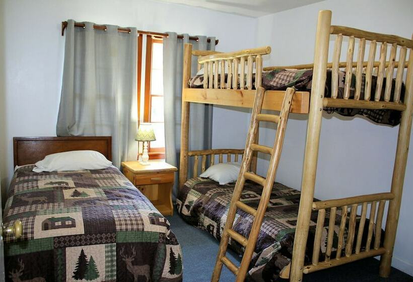 בקתה, Lynnhurst Family Resort