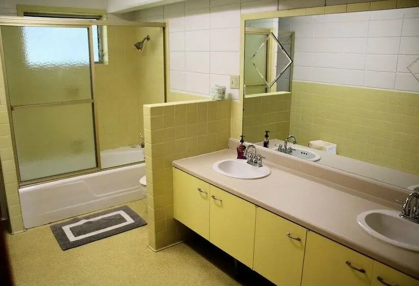 家族用アパートメント, Lynnhurst Family Resort