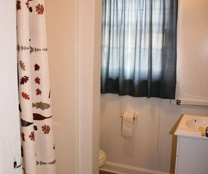 בקתה, Lynnhurst Family Resort