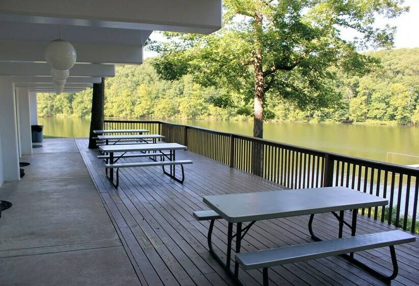 Семейные Апартаменты, Lynnhurst Family Resort