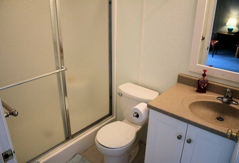 דירת שלושה חדרים, Lynnhurst Family Resort