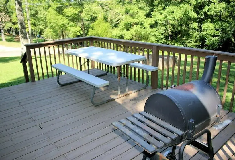 キャビン, Lynnhurst Family Resort