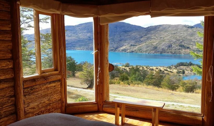 کابین, Mallin Colorado Ecolodge