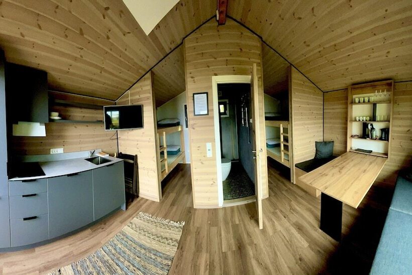 Хижина Superior, Base Camp Hamarøy