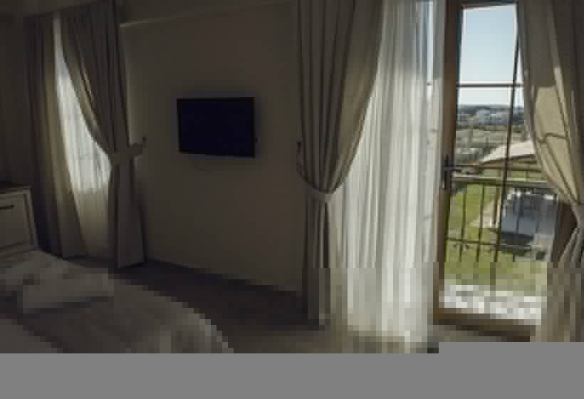 اتاق لوکس با چشم‌انداز باغ, Bozcaada Arcadia