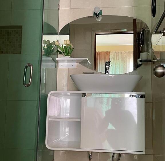 غرفة قياسية, Searena San Pancho