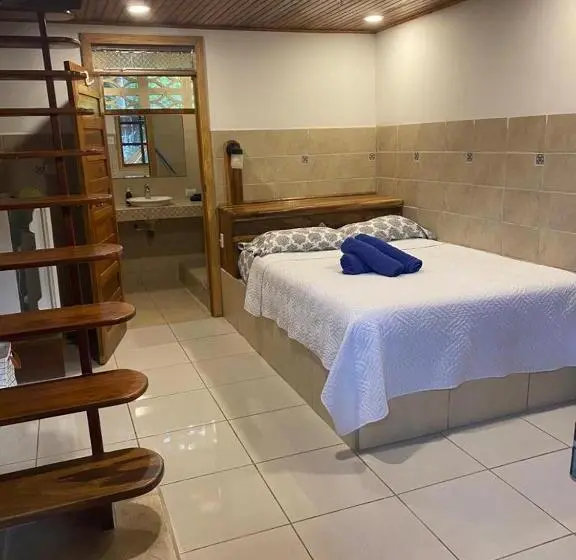 ファミリールーム, Posada Nena Caribe