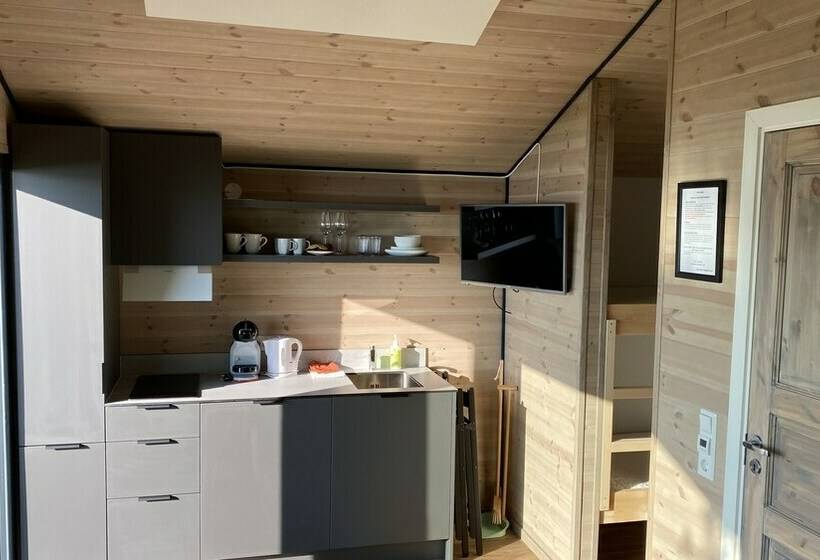 Хижина Superior, Base Camp Hamarøy