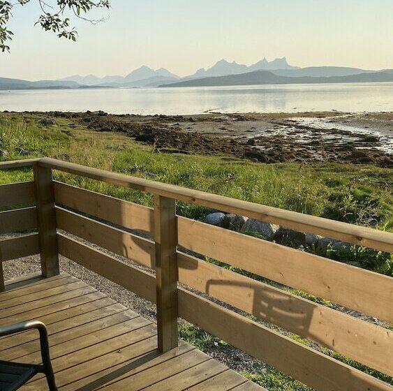 Хижина Superior, Base Camp Hamarøy