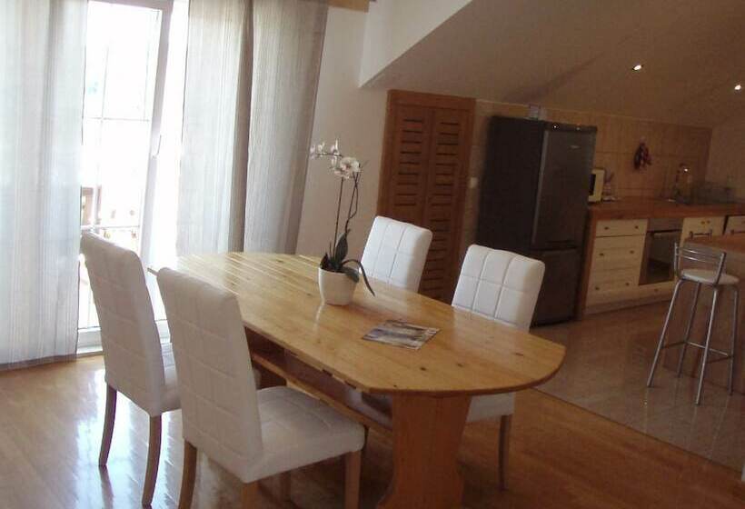 Пентхаус, Captain S Villa Sokol