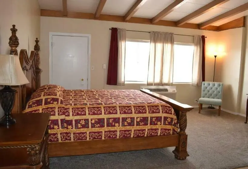 キングサイズベッドのデラックスルーム, Butterfield Stage Motel