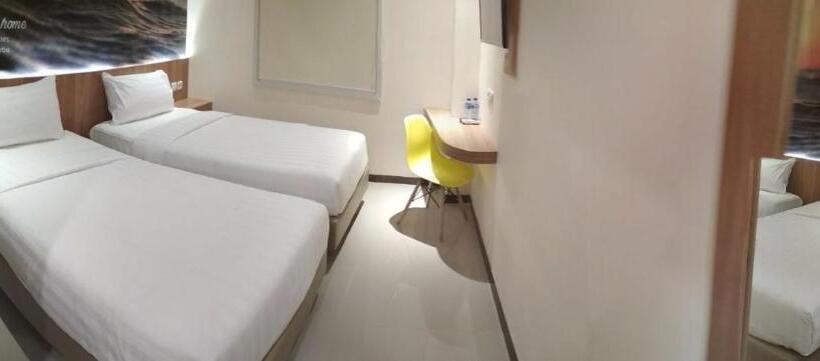 غرفة سوبيريور, Front One Hotel Airport Solo