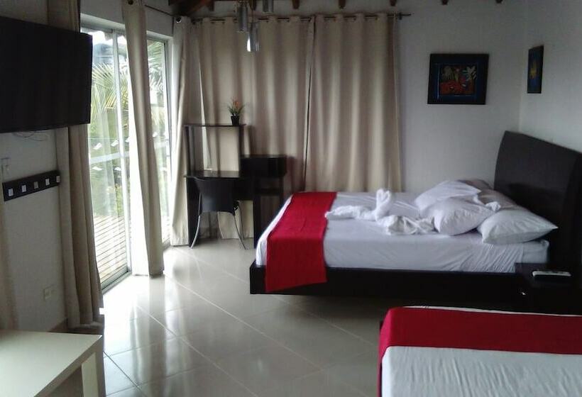 סוויטה דלוקס, Santa Maria De Las Aguas Peñol