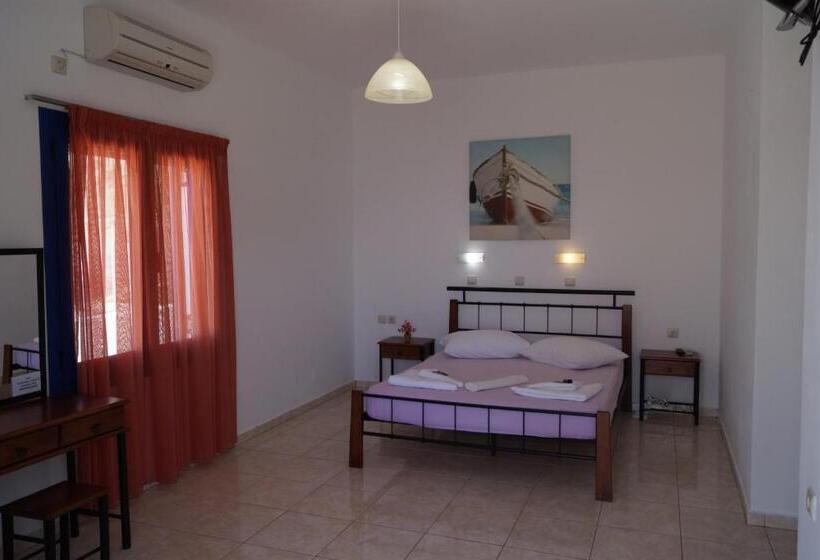 スーペリアールーム, Paralia Guest House