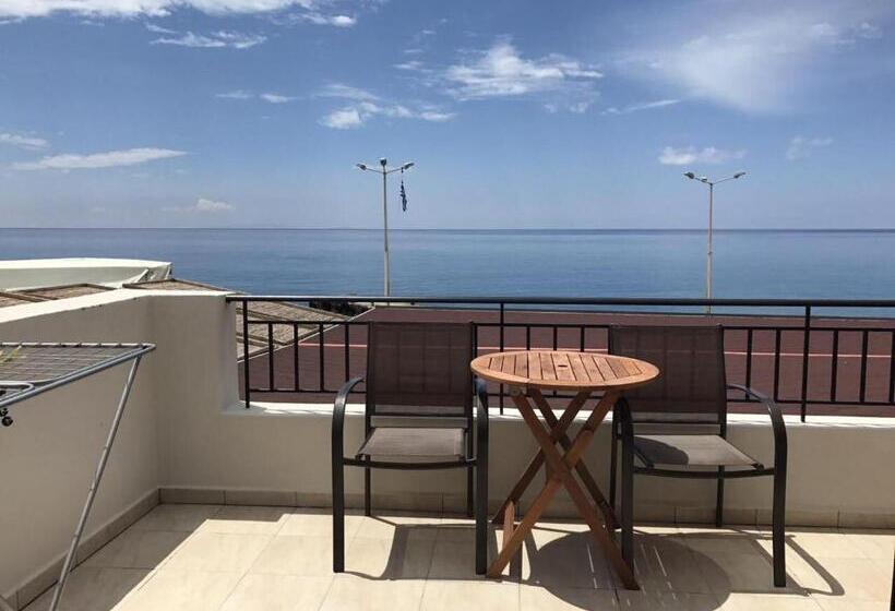 スーペリアールーム, Paralia Guest House