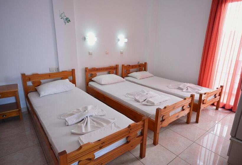 ファミリールーム, Paralia Guest House