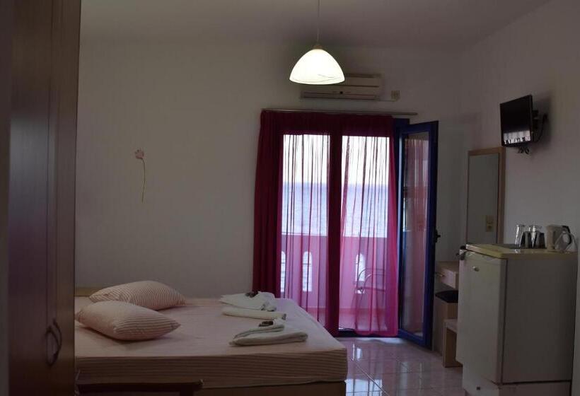 スタンダードルーム, Paralia Guest House