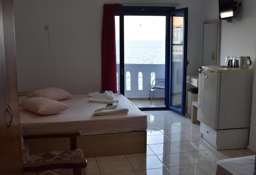 スタンダードルーム, Paralia Guest House