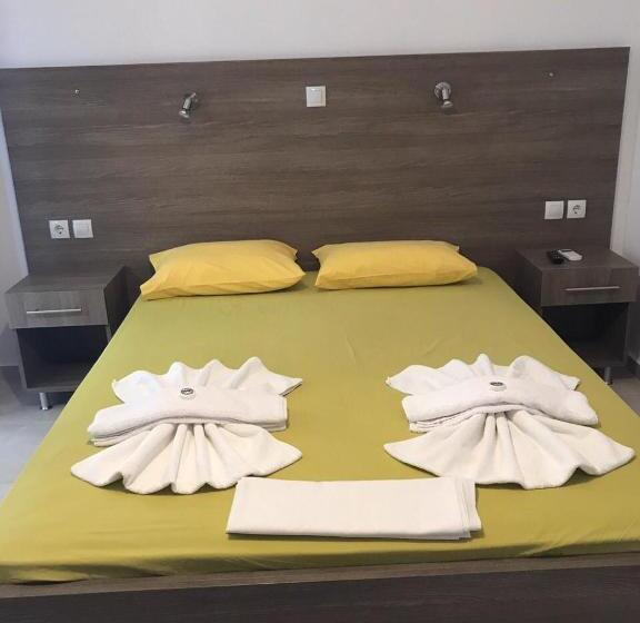 スーペリアールーム, Paralia Guest House