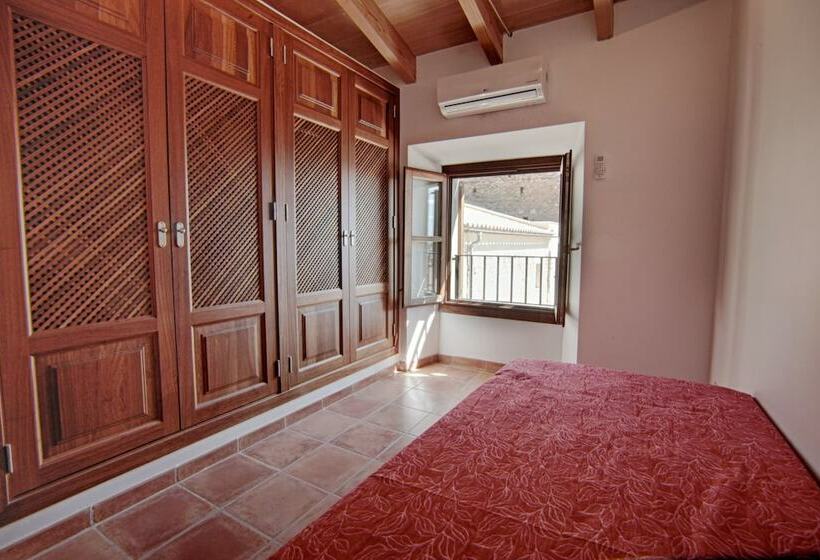 Люкс 2 Спальни, Tramuntana Suites