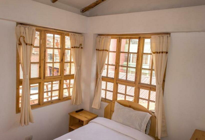 اتاق استاندارد یک نفره, Casa Don Jose B & B