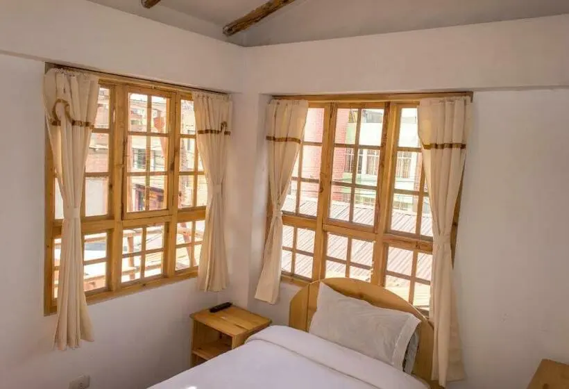 اتاق استاندارد یک نفره, Casa Don Jose B & B