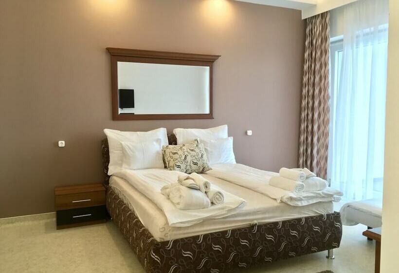 Апартаменты Deluxe 1 Спальня, Garden Hotel Medical & Spa