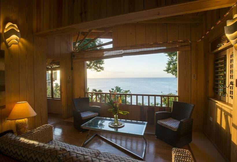 استوديو أساسي, Castara Retreats