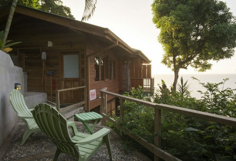 استودیو ساده, Castara Retreats