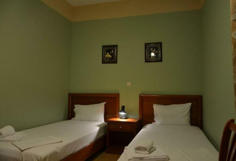 חדר סטנדרט לארבעה, Guesthouse Lithos