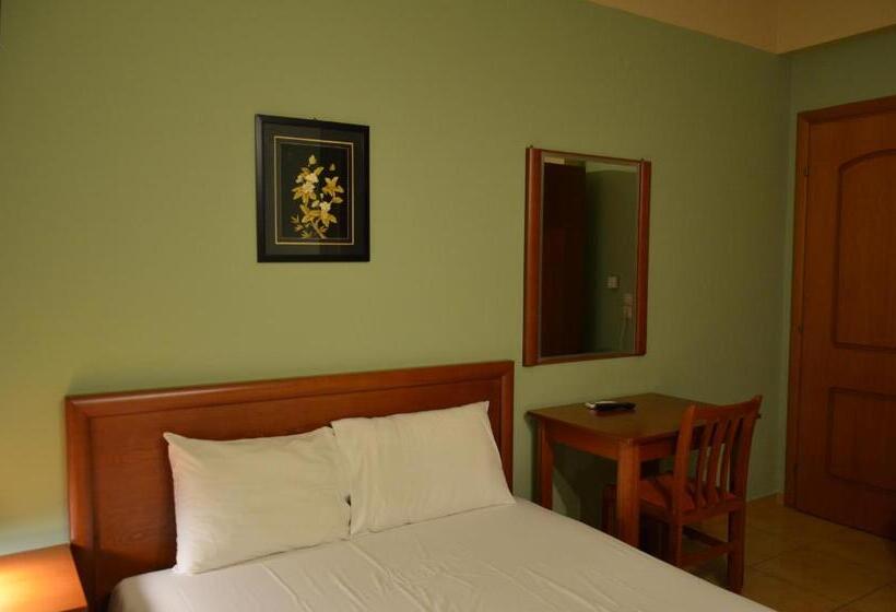 חדר סטנדרט לארבעה, Guesthouse Lithos