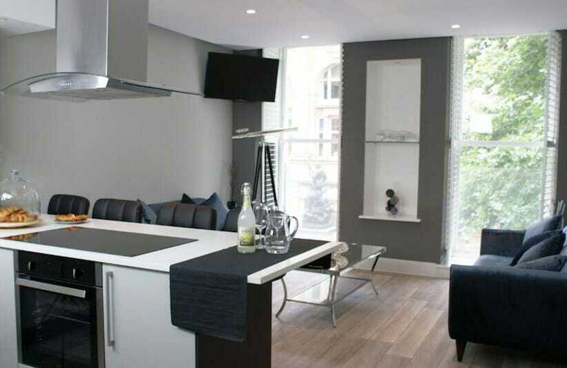 آپارتمان دلوکس 3 خوابه, St Anns Square Apartments