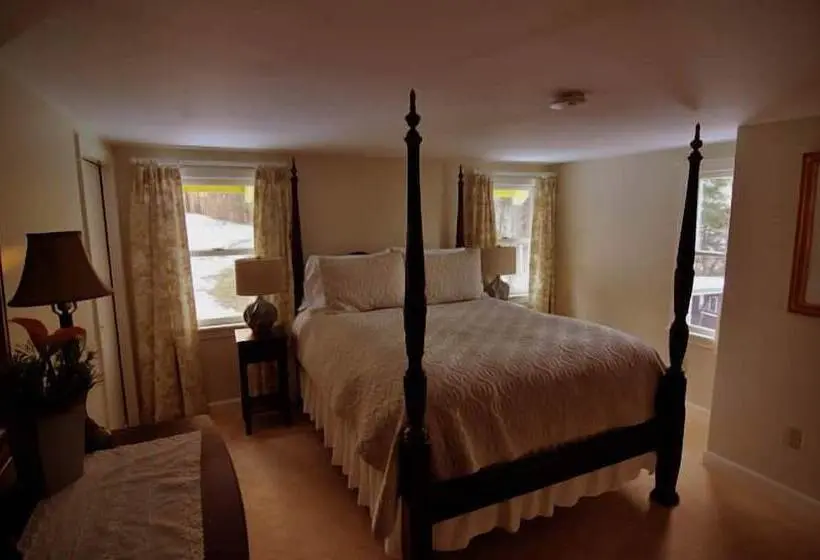 デラックススイート, Riverwood Inn