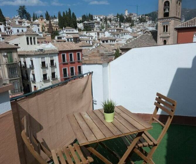 اتاق پنت هاوس, Apartamentos Río Darro