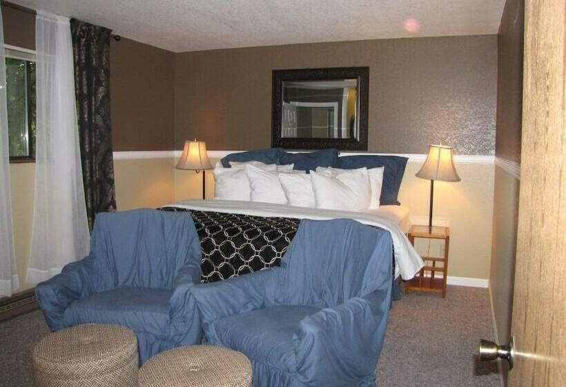 带2个卧室的优质公寓, White House Inn On The Waterfront