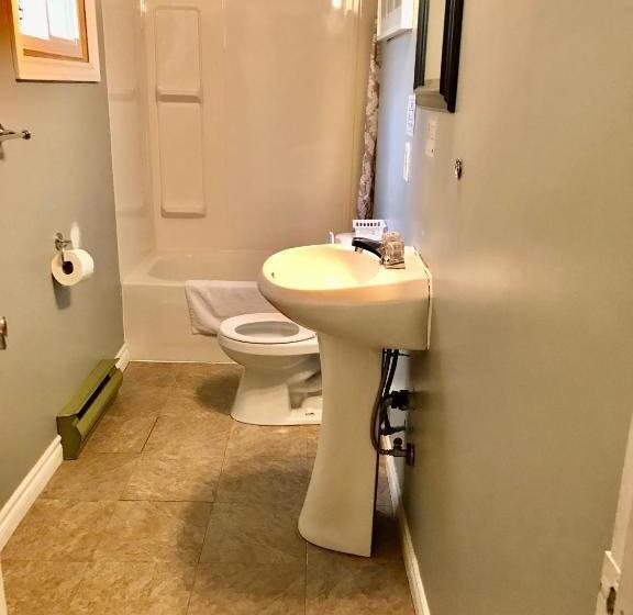 كابينة, Hush Lodge And Cottages