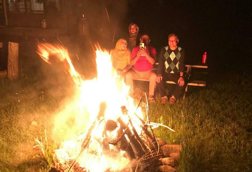 غرفة ديلوكس, Hush Lodge And Cottages