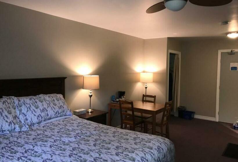 غرفة قياسية سرير كينج, Hush Lodge And Cottages