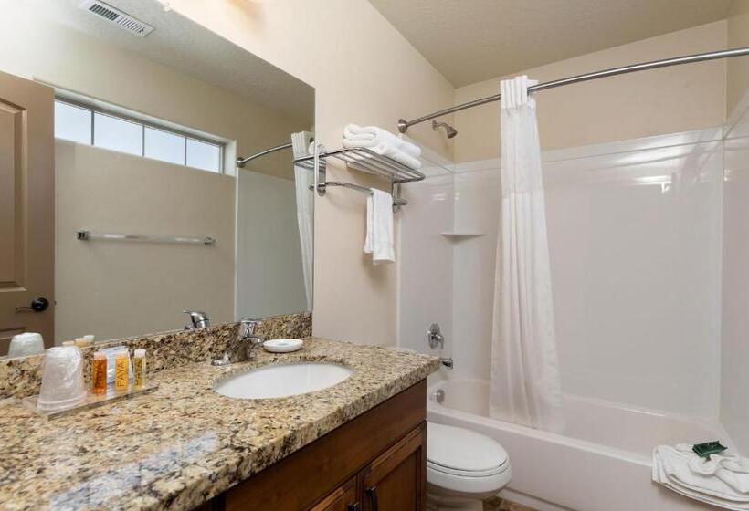 شقة 3 غرف, Duchesne Suites