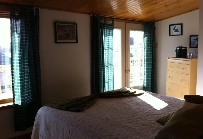 ダブルベッドスタンダードルーム, Green Highlander Lodge