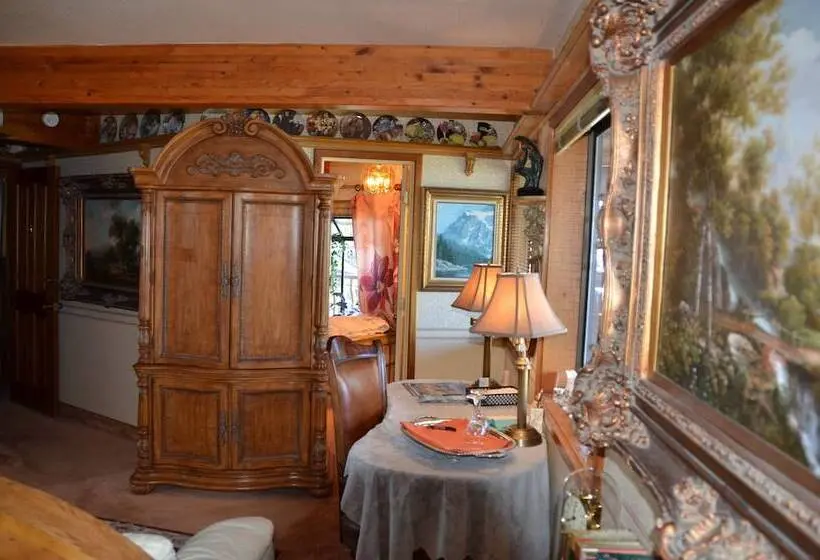 ダブルベッドのスタンダードシングルルーム, Where Eagles Fly Bed & Breakfast