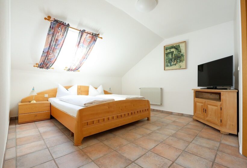 スタンダードルーム, Arthotel Ana Goggl