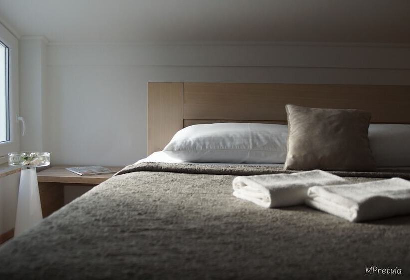 标准间带阳台, Apartments And Rooms Degra