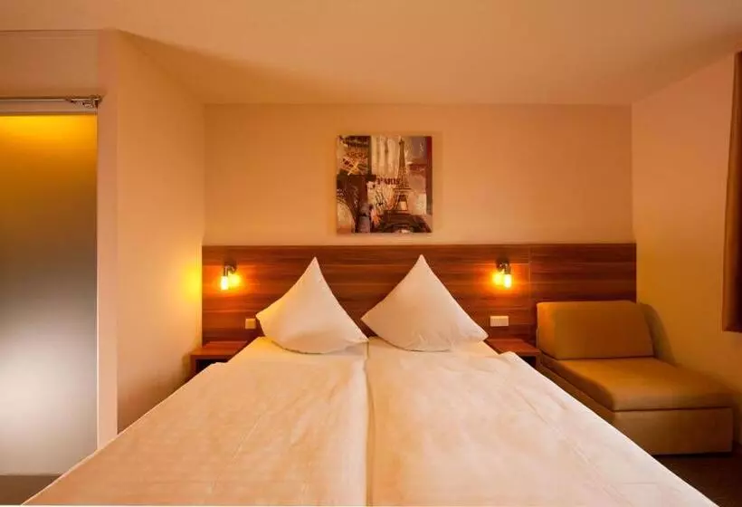 スタンダードトリプルルーム, Astay Hotel Greding