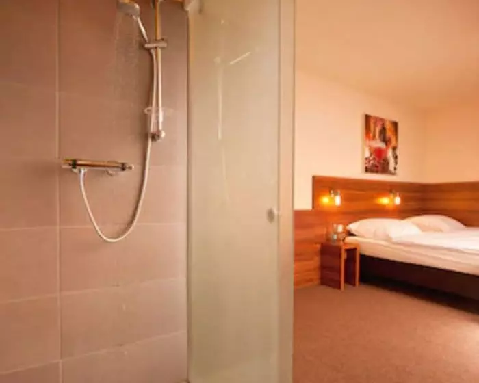 スタンダードトリプルルーム, Astay Hotel Greding