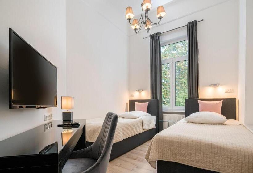 스탠다드 룸, Aurora