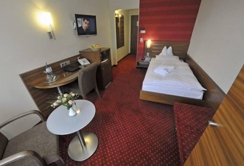 Quarto Estandar Individual, Nothnagel