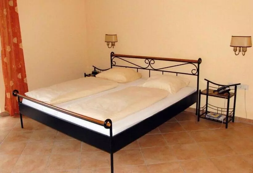 اتاق استاندارد, Hiemer