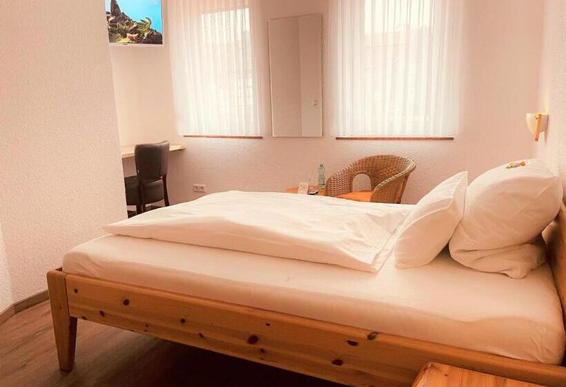 غرفة إقتصادية, Orthwein Kostenfreie Parkplatze