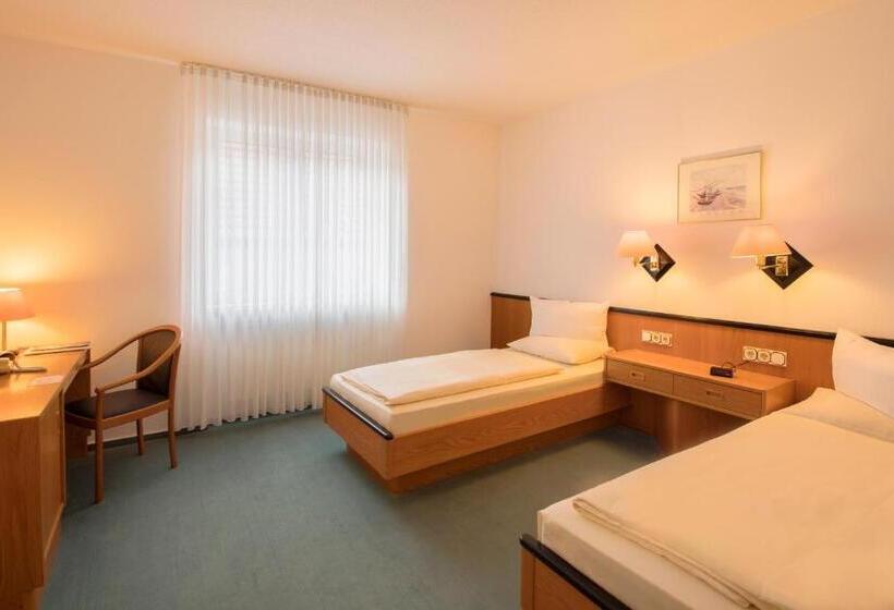 스탠다드 룸, Samson